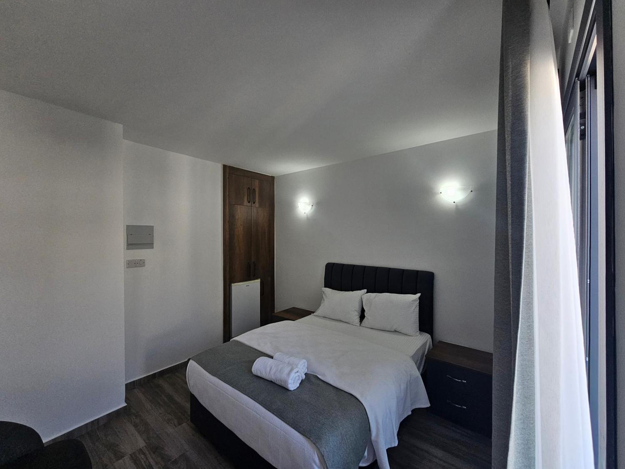 Cyprus Harbour Suites Girne Dış mekan fotoğraf